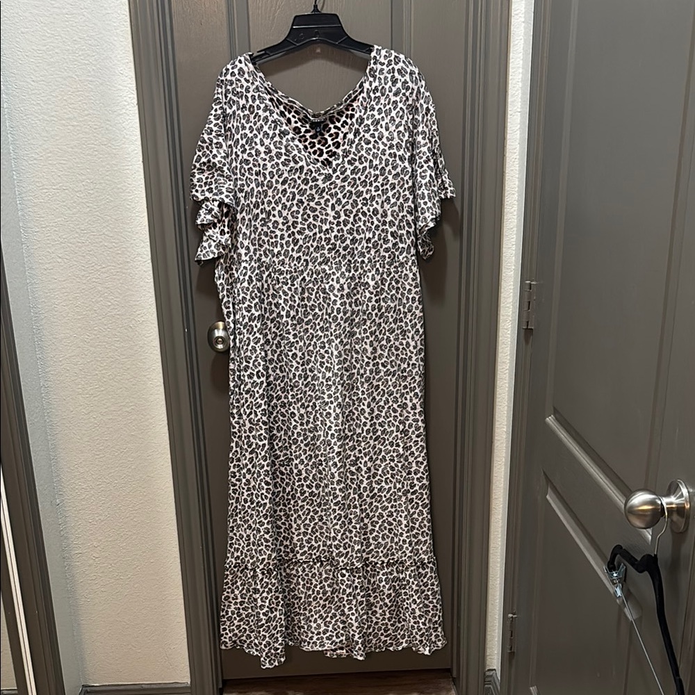 Leopard Print Maxi Dress